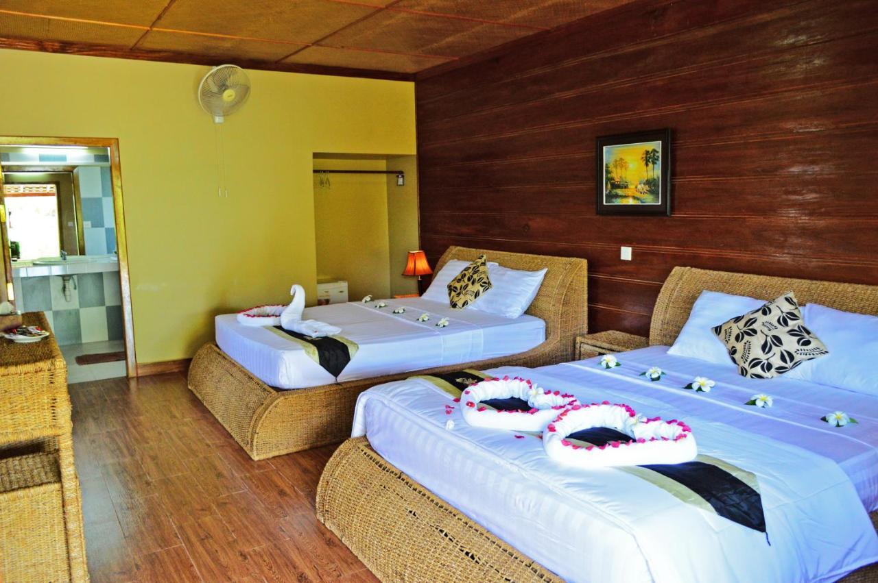 Atmaland Resort Kep Exteriör bild